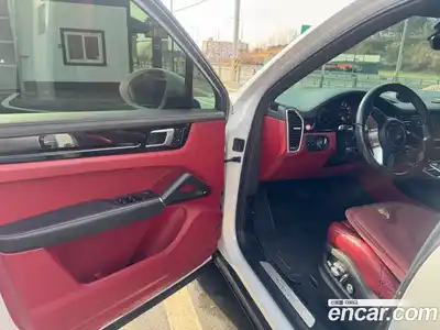 Porsche Cayenne 2020 3.0 Автомат в Москве № 160664, миниатюра 11