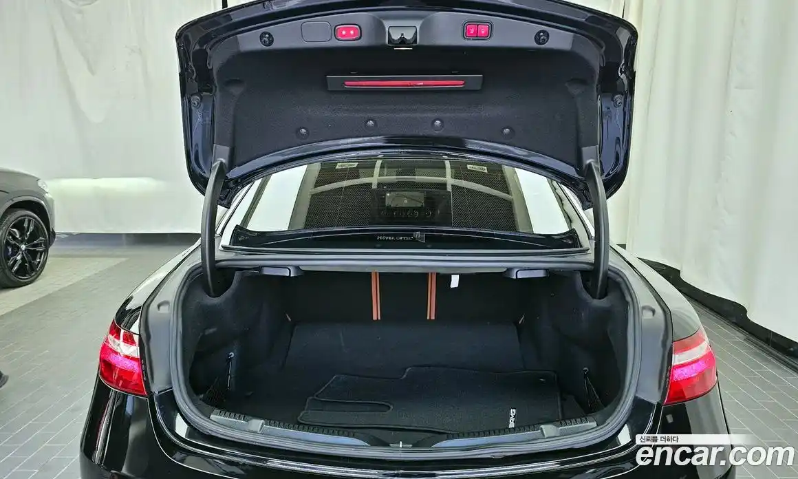 Mercedes-Benz E-Class 2019 1.9 Автомат в Москве № 161090, фото 20