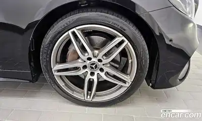 Mercedes-Benz E-Class 2019 1.9 Автомат в Москве № 161090, миниатюра 5