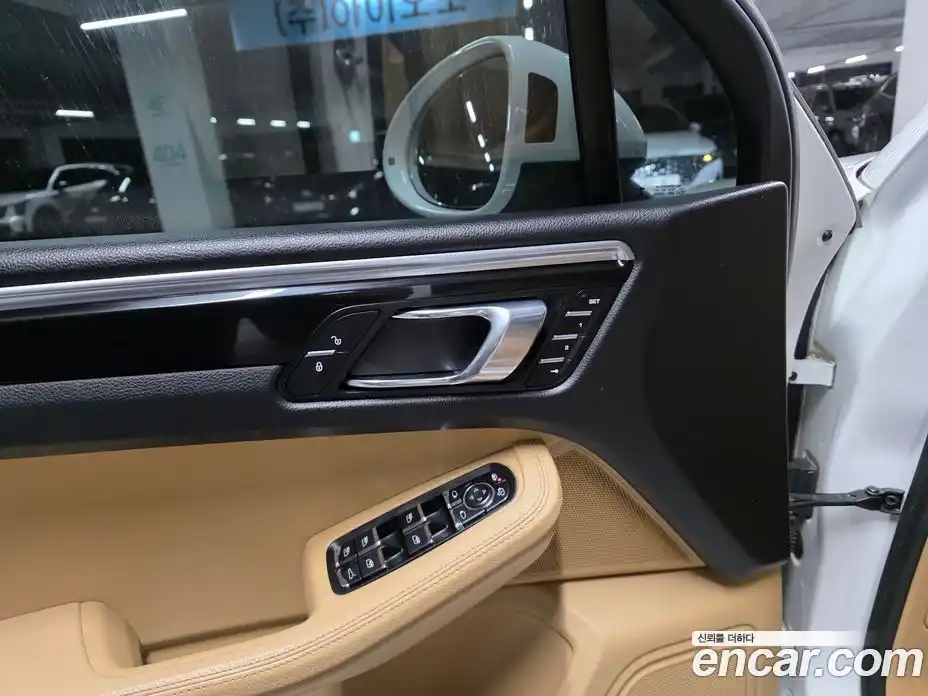 Porsche Macan 2017 3.0 Автомат в Москве № 161279, фото 13