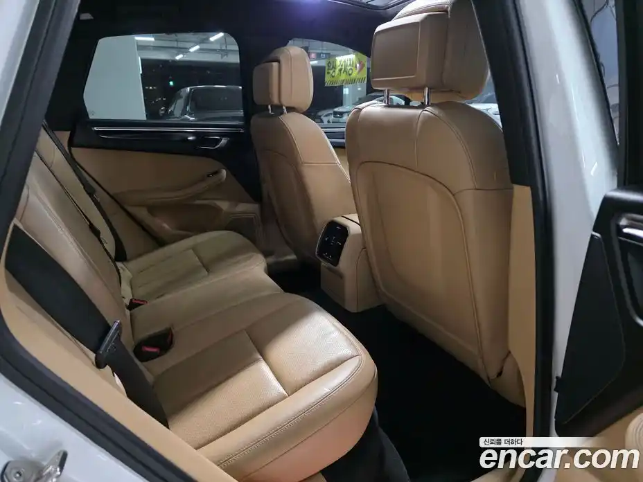 Porsche Macan 2017 3.0 Автомат в Москве № 161279, фото 10