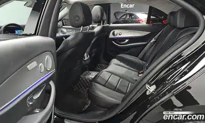 Mercedes-Benz E-Class 2017 2.0 Автомат в Москве № 161872, миниатюра 12