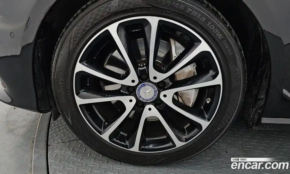 Mercedes-Benz E-Class 2017 2.0 Автомат в Москве № 161872, фото 5