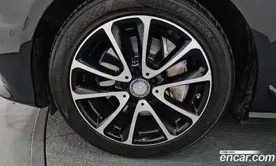 Mercedes-Benz E-Class 2017 2.0 Автомат в Москве № 161872, миниатюра 5