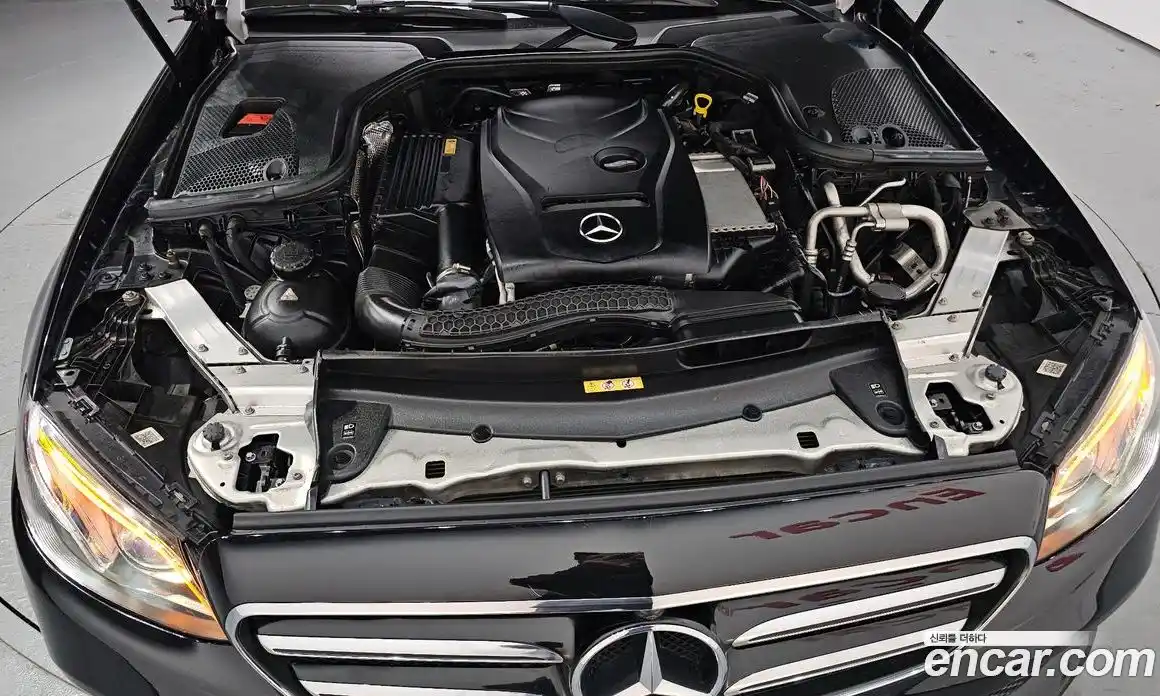 Mercedes-Benz E-Class 2017 2.0 Автомат в Москве № 161872, фото 6