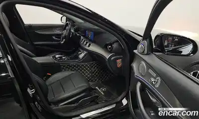 Mercedes-Benz E-Class 2017 2.0 Автомат в Москве № 161872, миниатюра 10