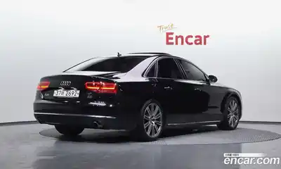 Audi A8, 2011