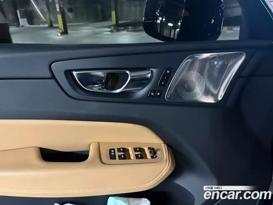 Volvo XC60 2024 2.0 Автомат в Москве № 164753, фото 11