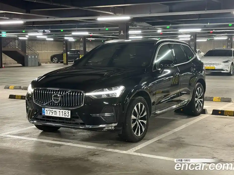Volvo XC60 2024 2.0 Автомат в Москве № 164753, фото 3