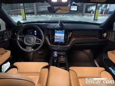 Volvo XC60 2024 2.0 Автомат в Москве № 164753, миниатюра 10