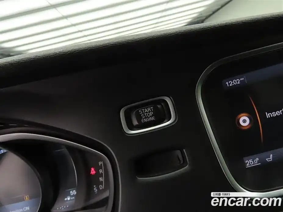 Volvo V40 2015 1.6 Автомат в Москве № 164825, фото 11