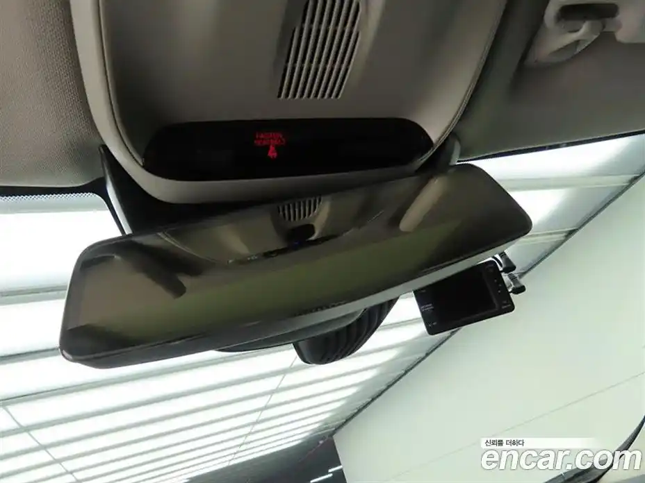 Volvo V40 2015 1.6 Автомат в Москве № 164825, фото 17