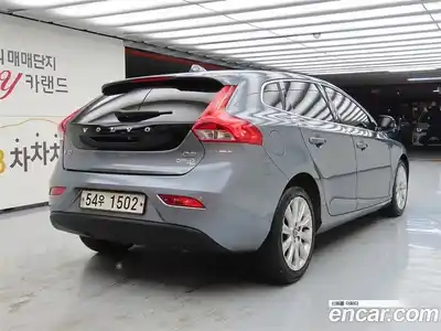 Volvo V40 2015 1.6 Автомат в Москве № 164825, миниатюра 4