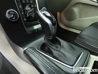 Volvo V40 2015 1.6 Автомат в Москве № 164825, миниатюра 9