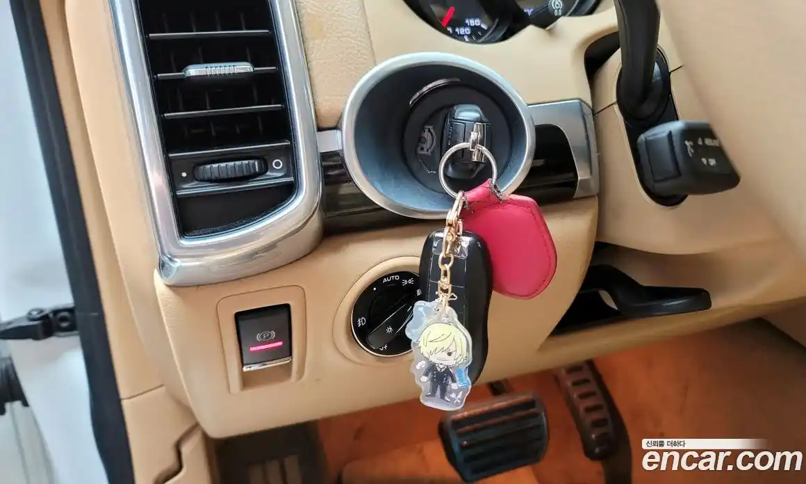 Porsche Cayenne 2012 3.0 Автомат в Москве № 165689, фото 13