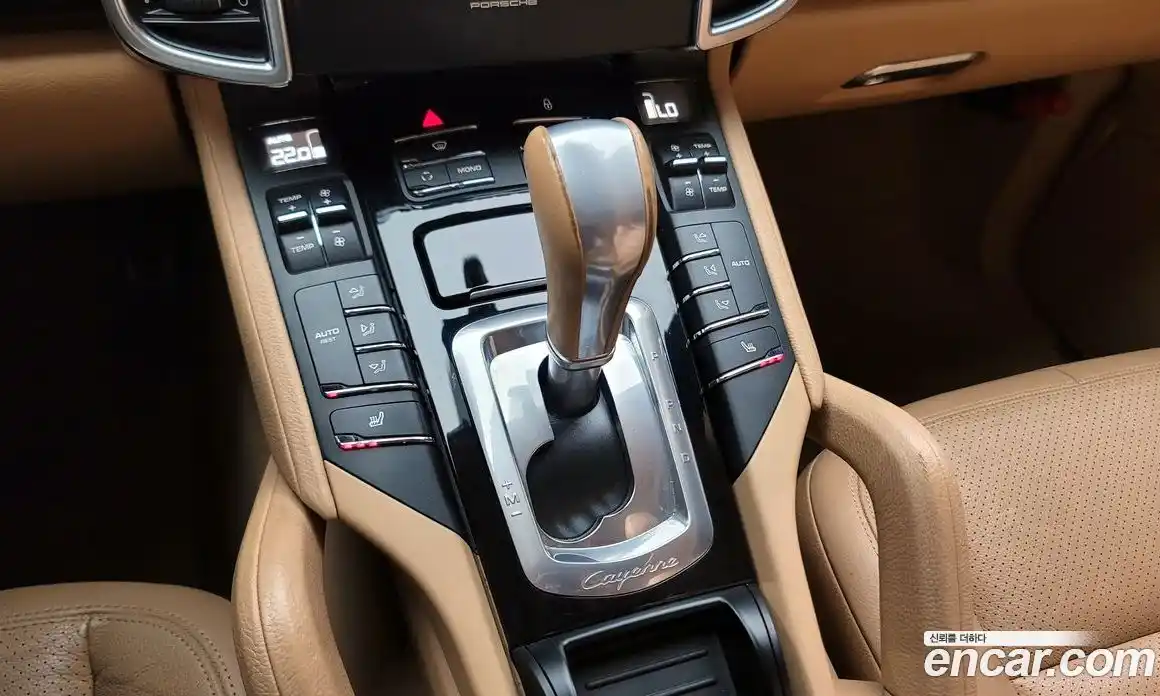 Porsche Cayenne 2012 3.0 Автомат в Москве № 165689, фото 15