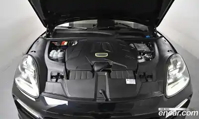 Porsche Cayenne 2020 3.0 Автомат в Москве № 165786, миниатюра 6