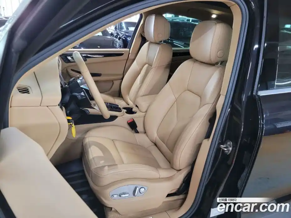 Porsche Macan 2017 3.0 Автомат в Москве № 165911, фото 13