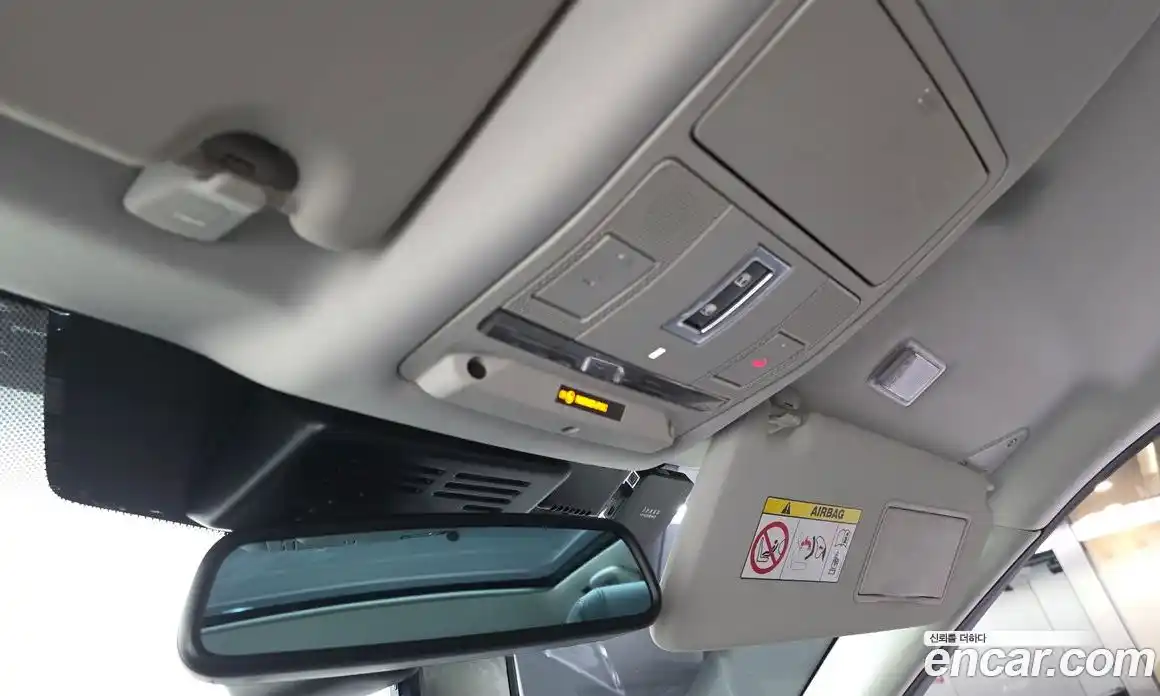 Land Rover Discovery Sport 2019 2.0 Автомат в Москве № 166615, фото 17