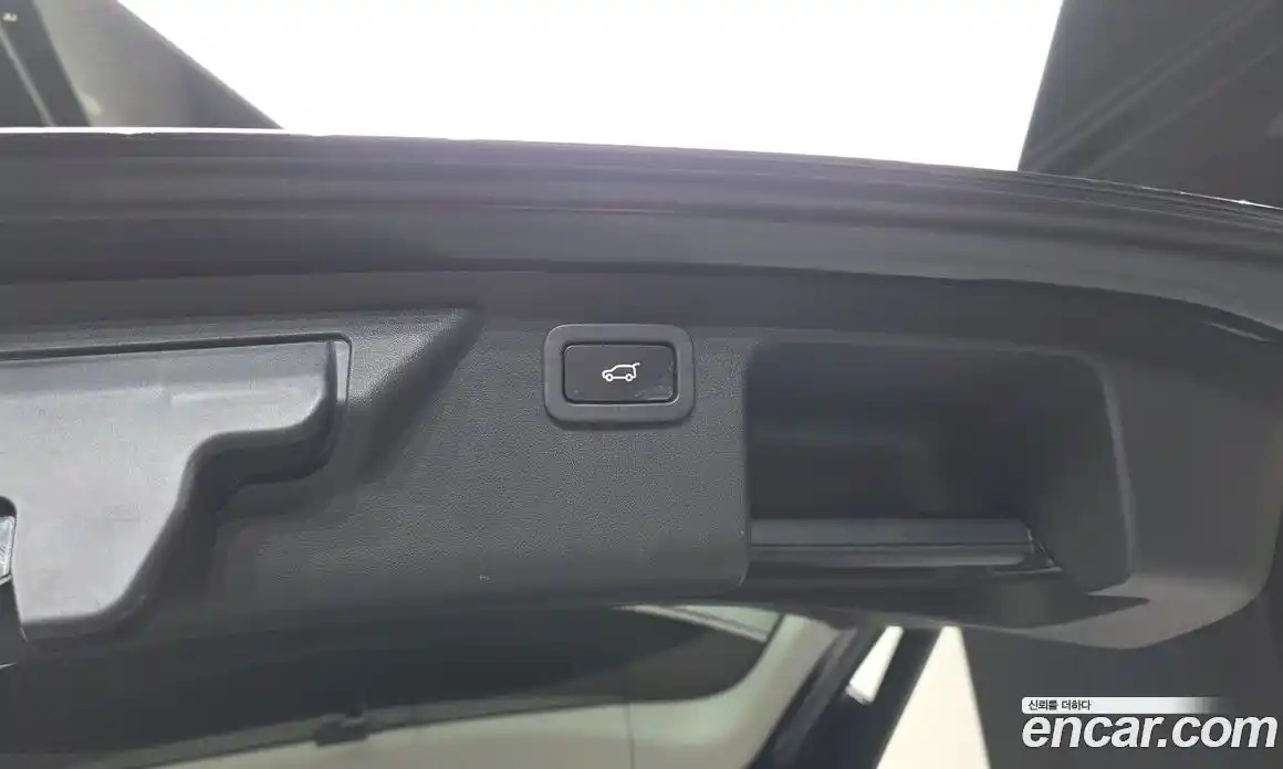 Land Rover Discovery Sport 2019 2.0 Автомат в Москве № 166615, фото 19