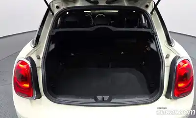 Mini Cooper 2017 1.5 Автомат в Москве № 167123, миниатюра 11