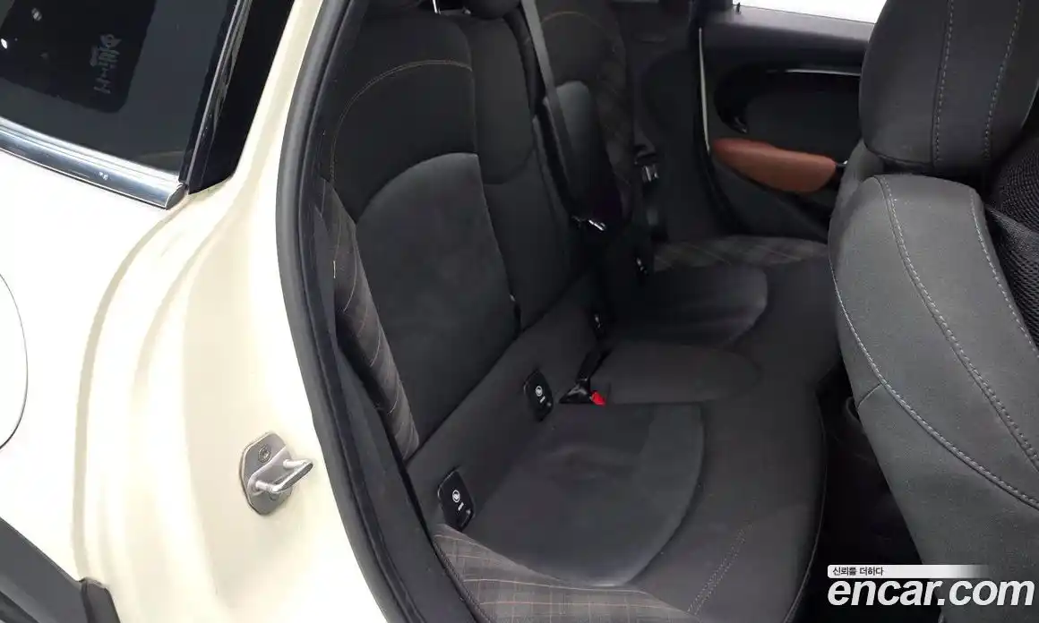 Mini Cooper 2017 1.5 Автомат в Москве № 167123, фото 14