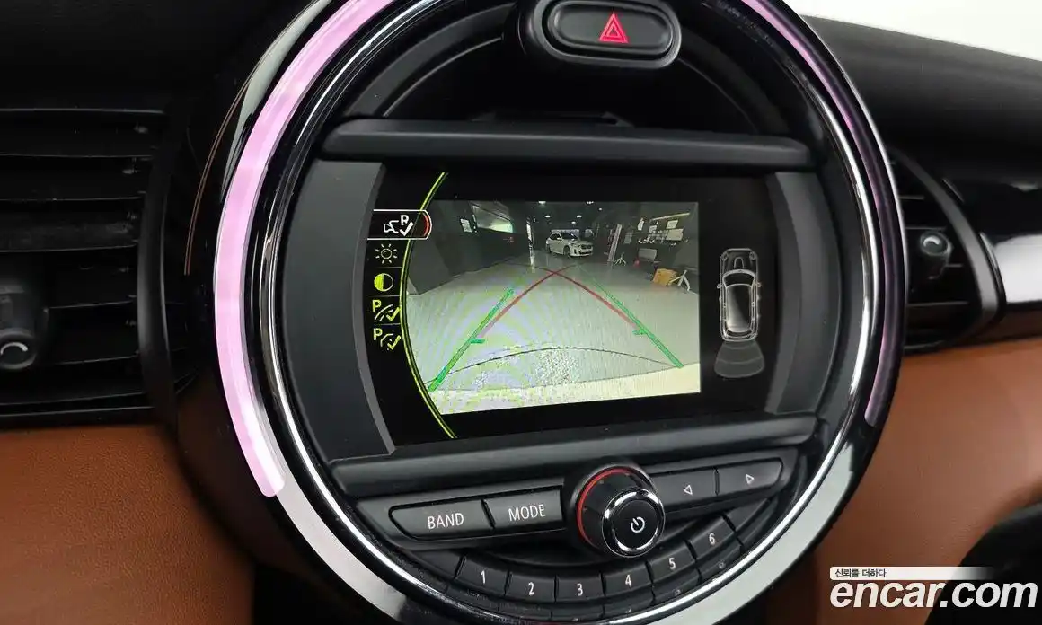 Mini Cooper 2017 1.5 Автомат в Москве № 167123, фото 18