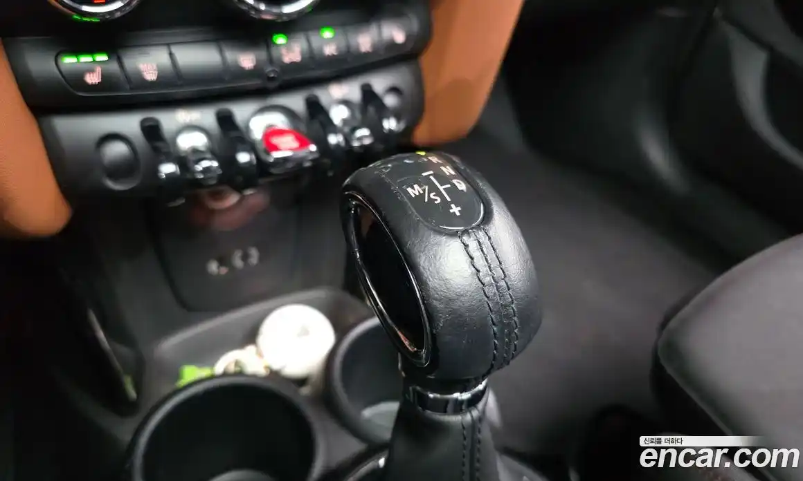 Mini Cooper 2017 1.5 Автомат в Москве № 167123, фото 5