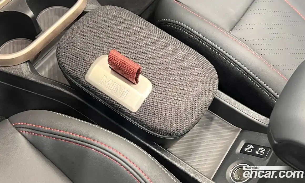 Mini Cooper Convertible 2025 2.0 Автомат в Москве № 167387, фото 15