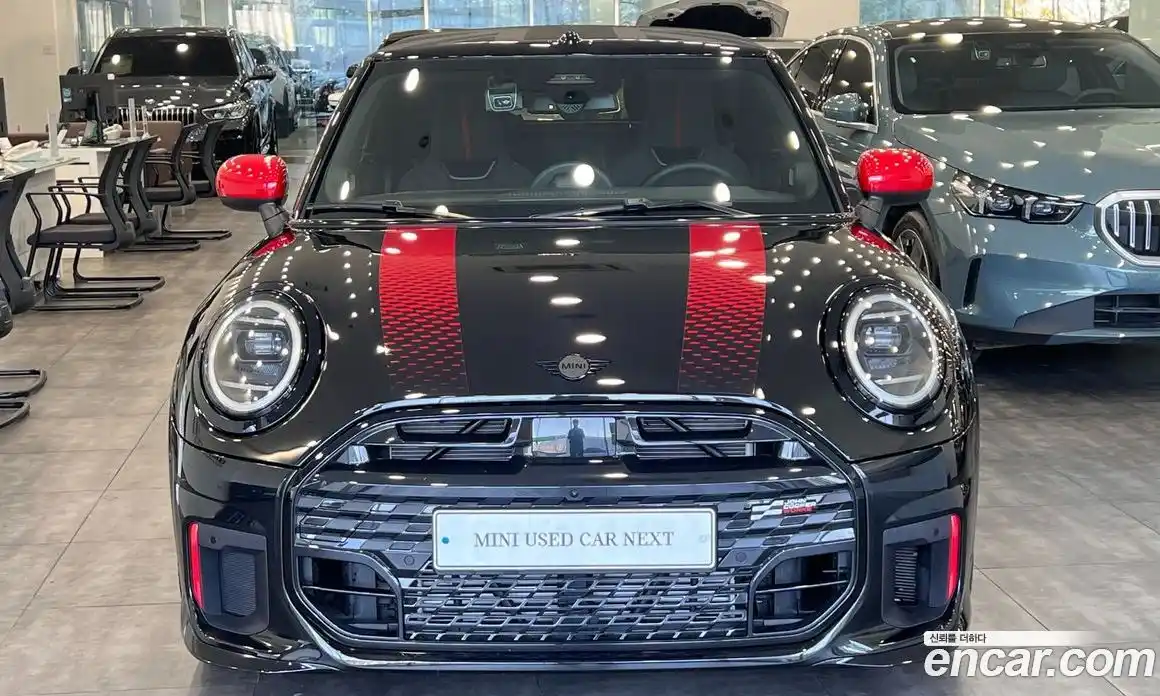 Mini Cooper Convertible 2025 2.0 Автомат в Москве № 167387, фото 3