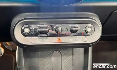 Mini Cooper Convertible 2025 2.0 Автомат в Москве № 167387, миниатюра 9