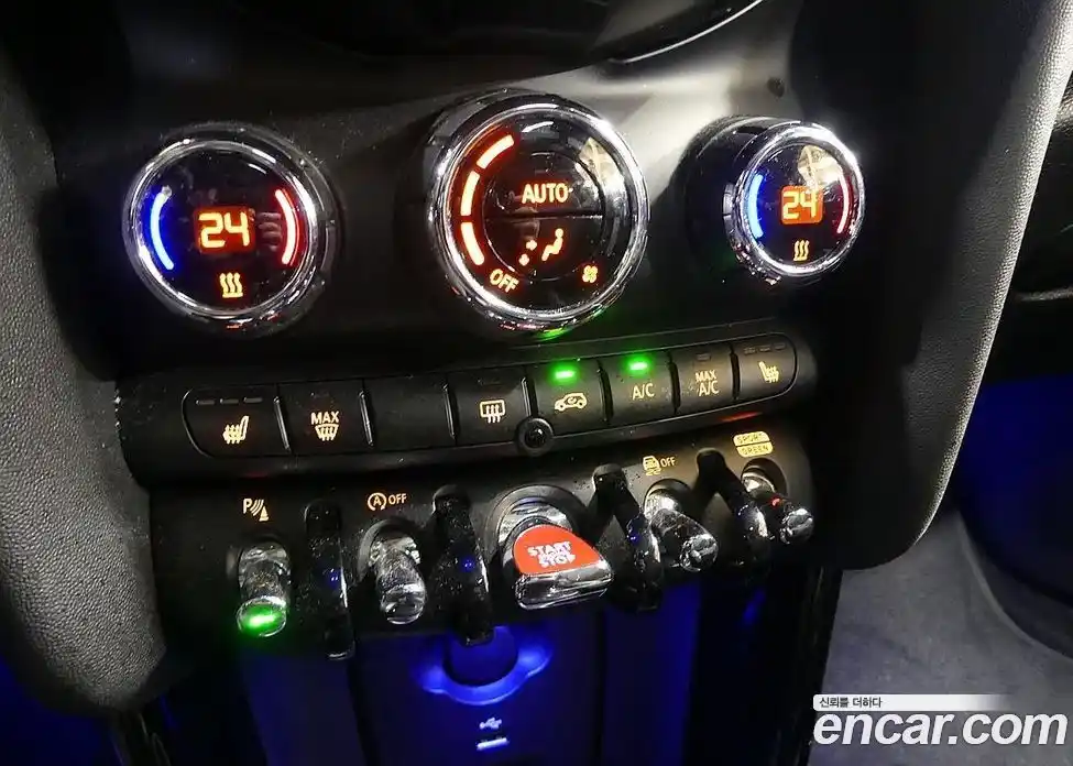 Mini Cooper 2023 2.0 Автомат в Москве № 167421, фото 16