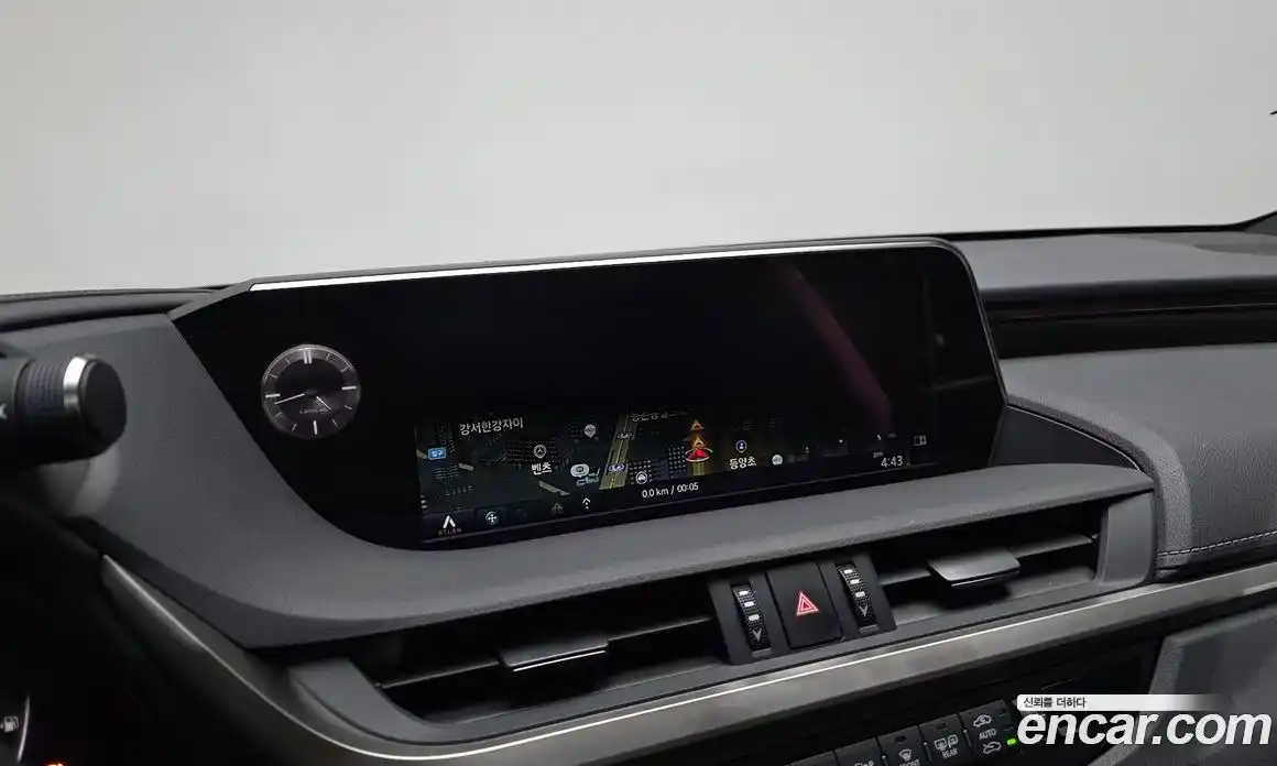 Lexus ES 2021 2.5 Автомат в Москве № 168087, фото 1