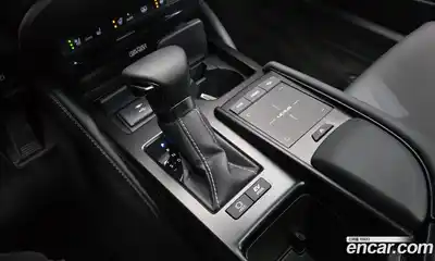Lexus ES 2021 2.5 Автомат в Москве № 168087, миниатюра 2