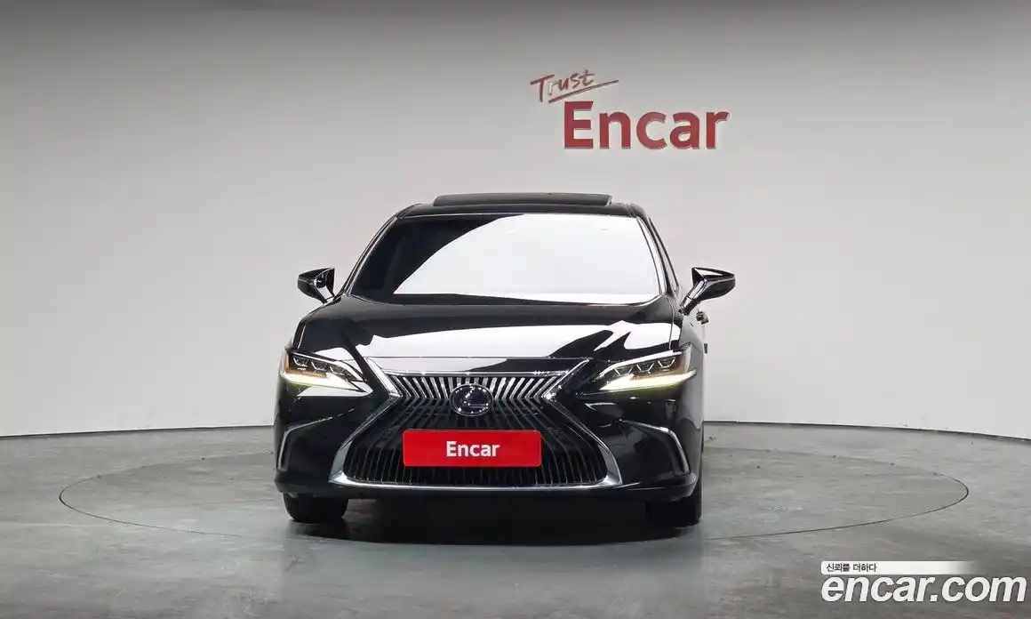 Lexus ES 2021 2.5 Автомат в Москве № 168087, фото 4