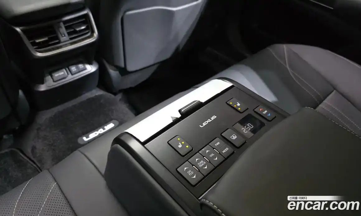 Lexus ES 2021 2.5 Автомат в Москве № 168087, фото 10