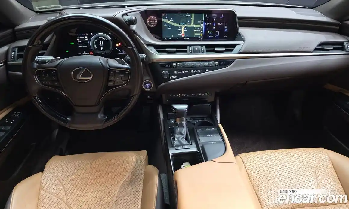 Lexus ES 2020 2.5 Автомат в Москве № 168173, фото 13