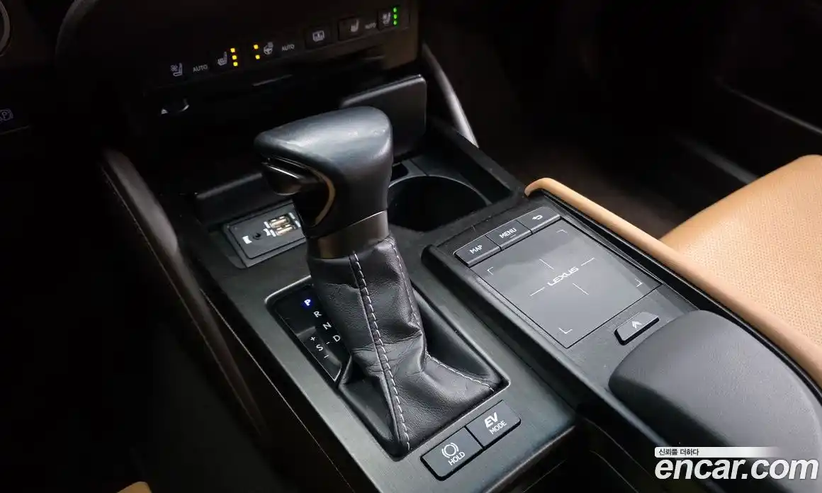 Lexus ES 2020 2.5 Автомат в Москве № 168173, фото 16