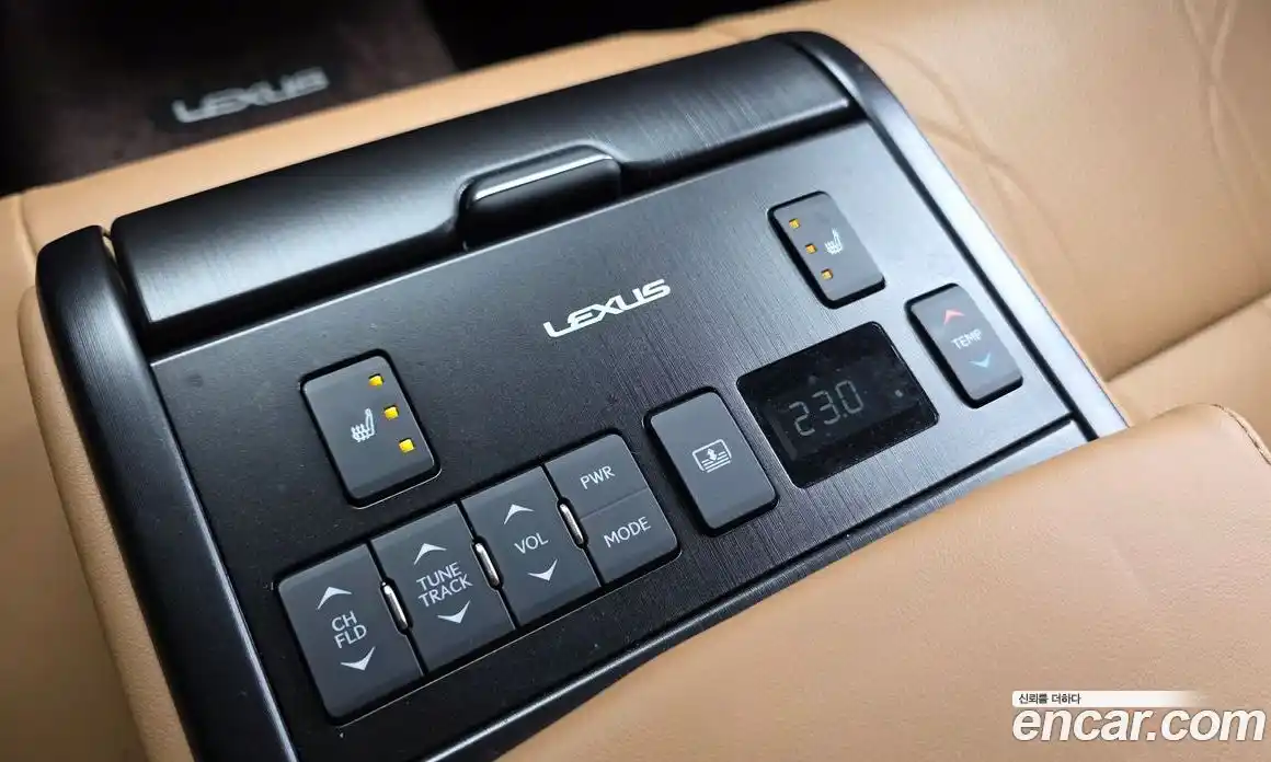 Lexus ES 2020 2.5 Автомат в Москве № 168173, фото 19