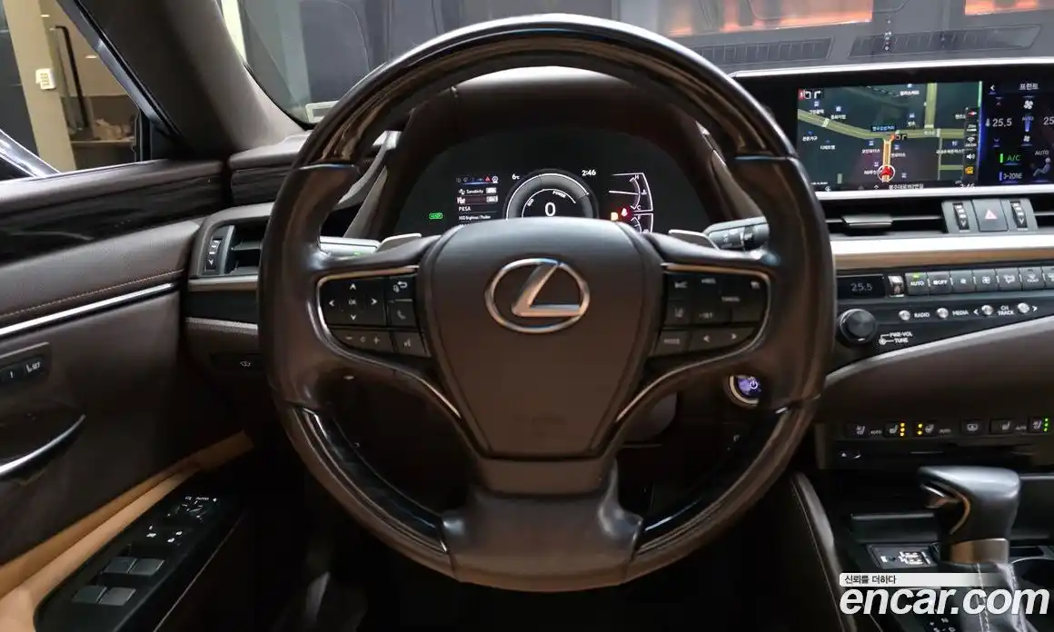 Lexus ES 2020 2.5 Автомат в Москве № 168173, фото 7