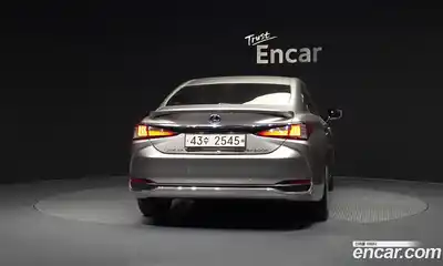 Lexus ES 2020 2.5 Автомат в Москве № 168173, миниатюра 9