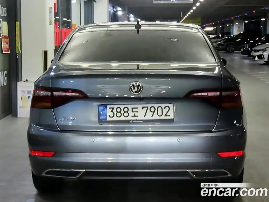 Volkswagen Jetta 2021 1.4 Автомат в Москве № 169181, фото 3