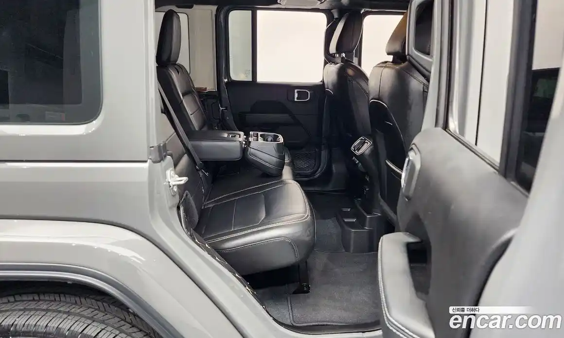 Jeep Wrangler 2022 2.0 Автомат в Москве № 169377, фото 8