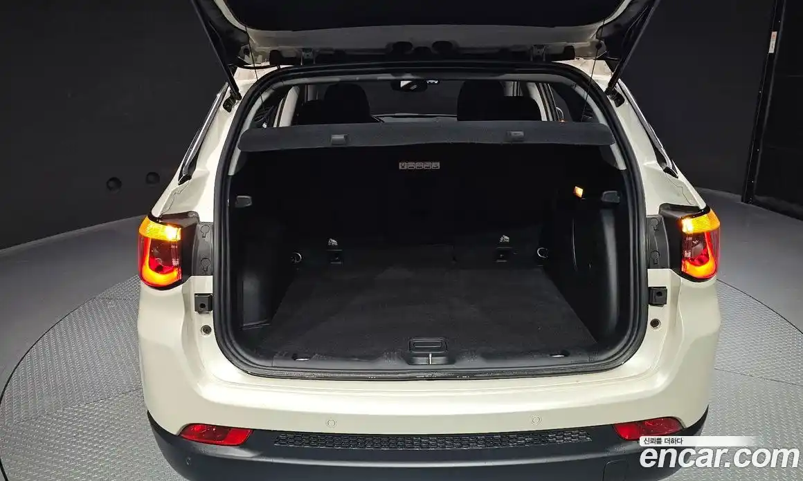 Jeep Compass 2019 2.4 Автомат в Москве № 169507, фото 7