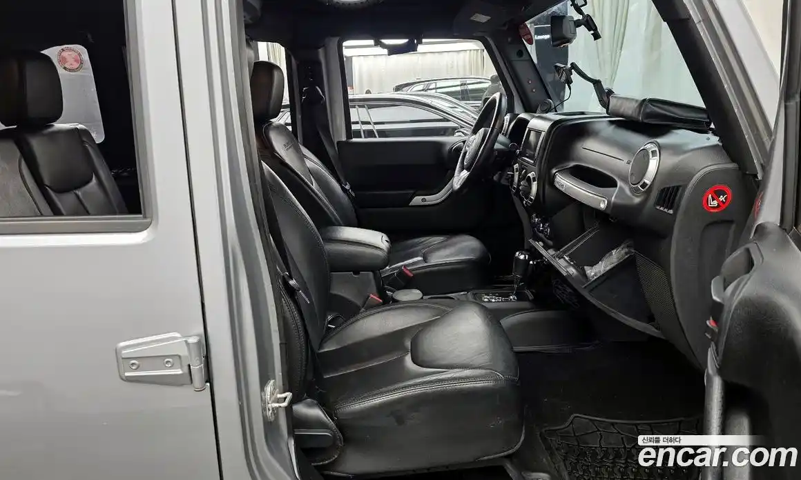 Jeep Wrangler 2013 2.8 Автомат в Москве № 169841, фото 14