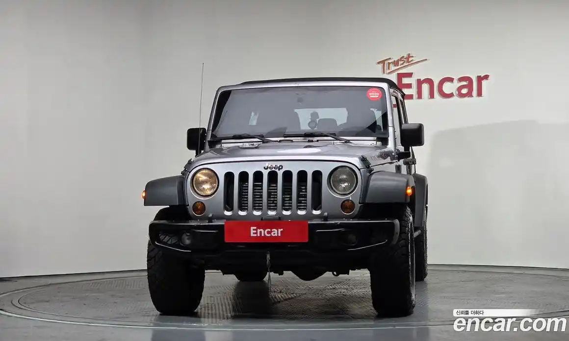 Jeep Wrangler 2013 2.8 Автомат в Москве № 169841, фото 19