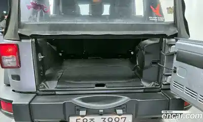 Jeep Wrangler 2013 2.8 Автомат в Москве № 169841, миниатюра 3