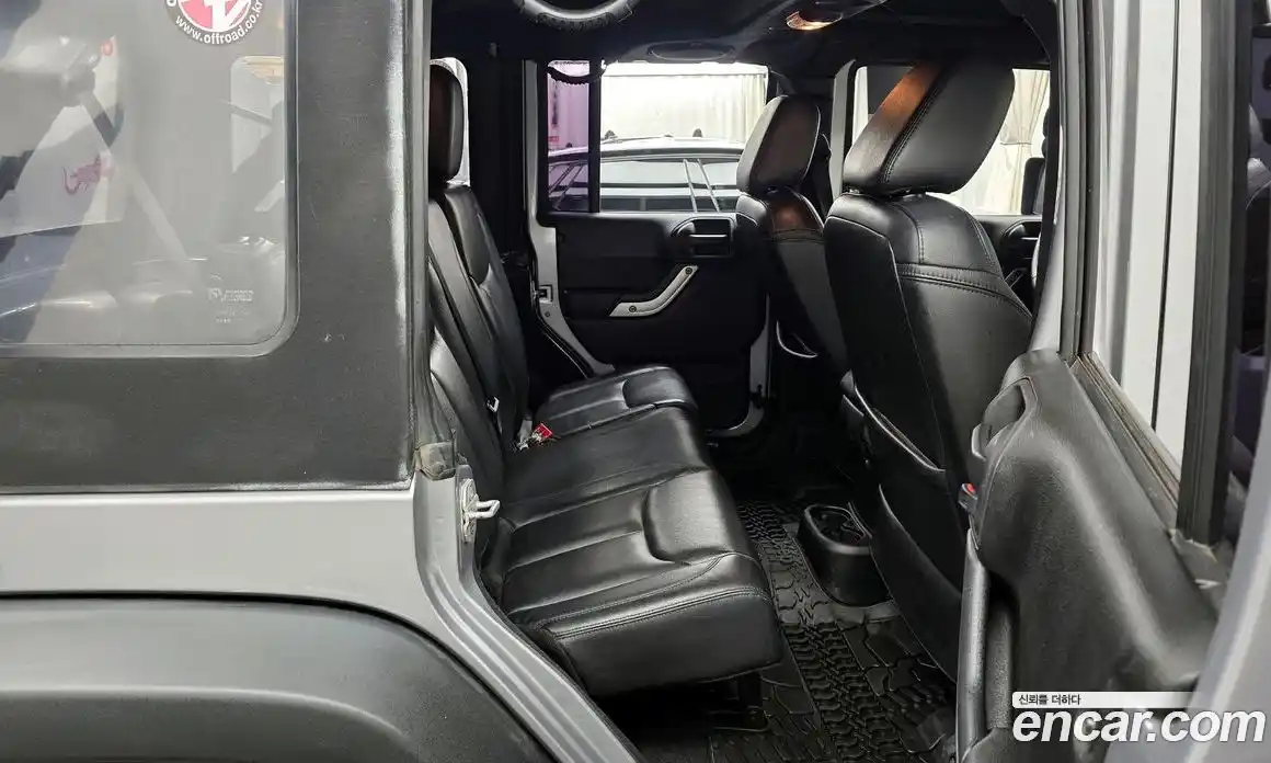 Jeep Wrangler 2013 2.8 Автомат в Москве № 169841, фото 8