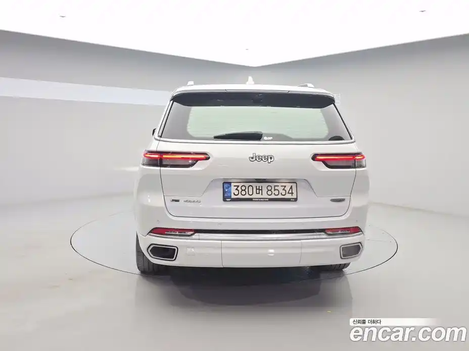 Jeep Cherokee 2021 3.6 Автомат в Москве № 169987, фото 3