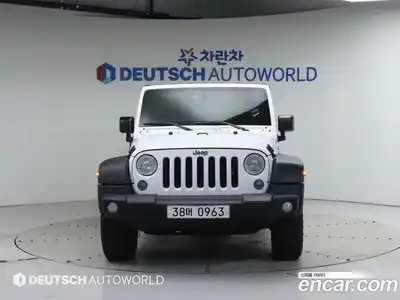 Jeep Wrangler 2016 3.6 Автомат в Москве № 170062, миниатюра 3